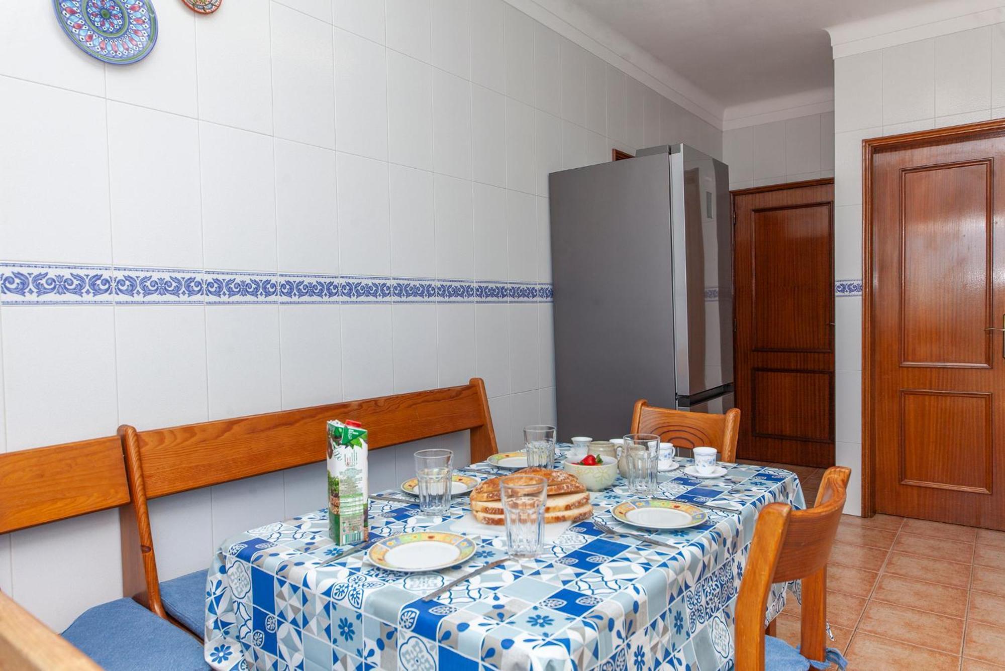 P - Meia-Praia Seaview Guesthouse ลากอส ภายนอก รูปภาพ