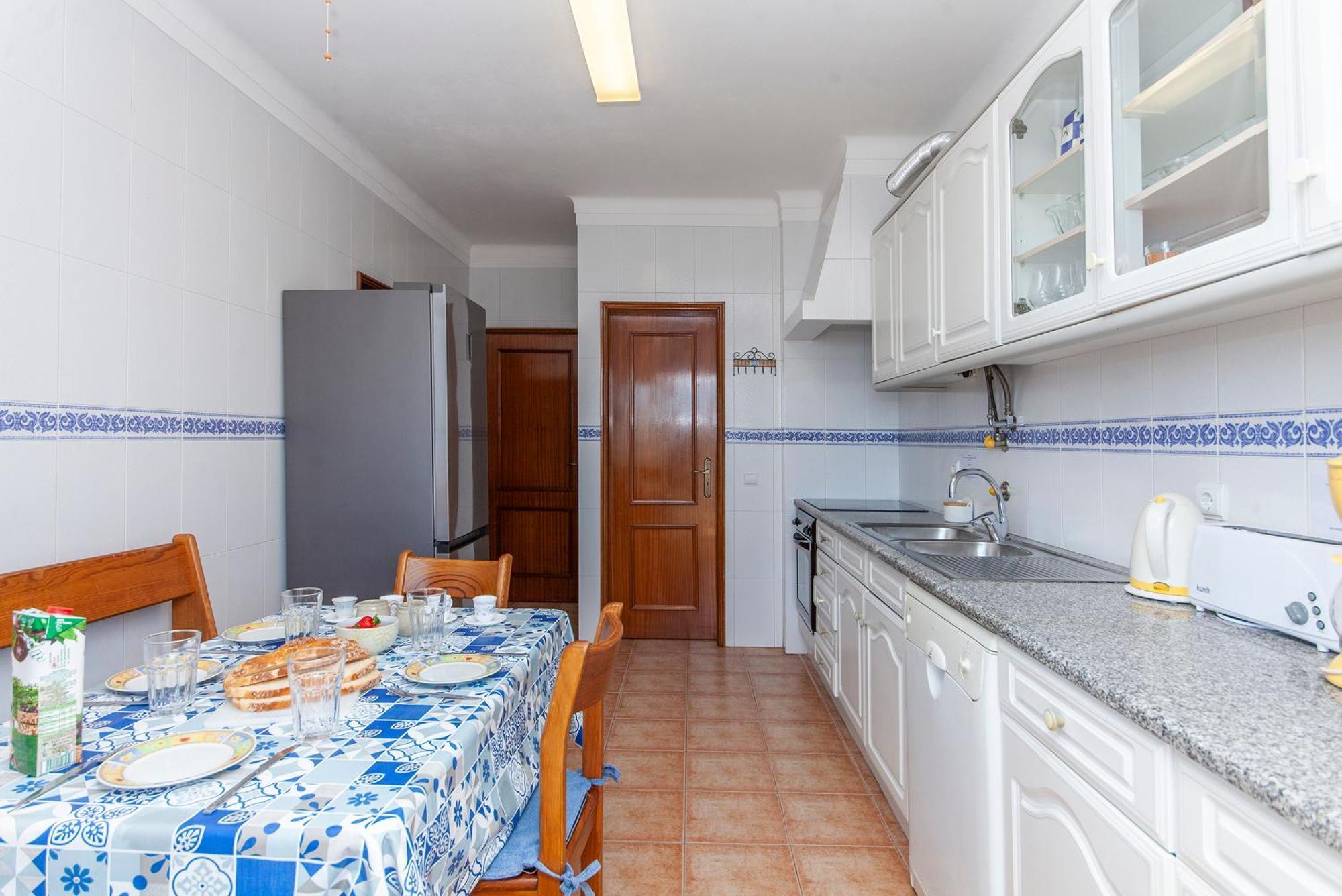 P - Meia-Praia Seaview Guesthouse ลากอส ภายนอก รูปภาพ