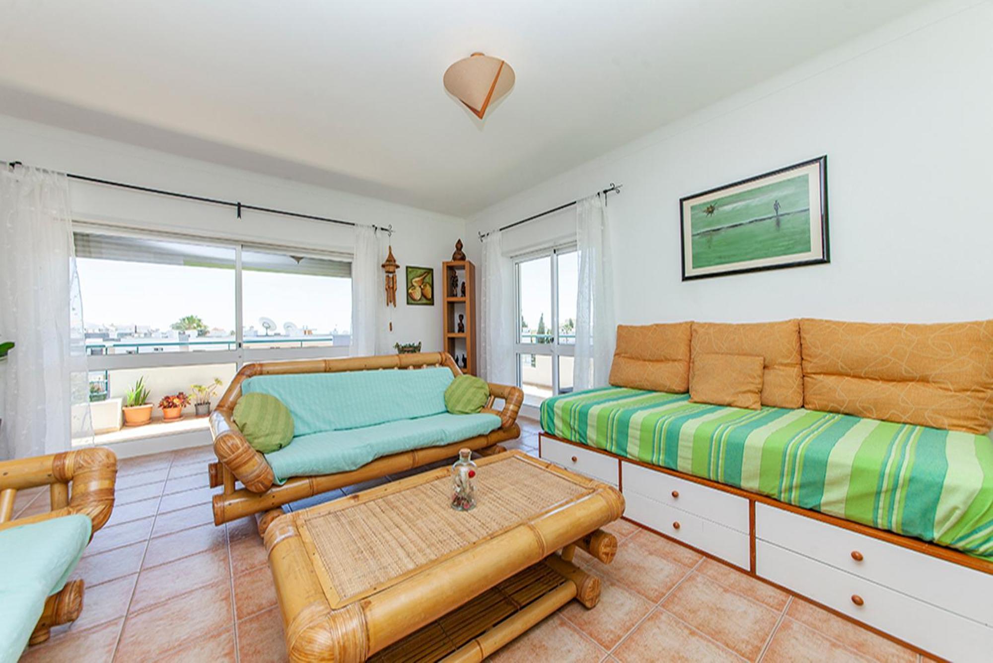 P - Meia-Praia Seaview Guesthouse ลากอส ภายนอก รูปภาพ